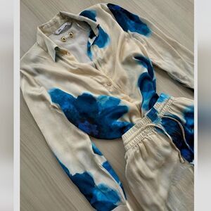 COPY - ZARA Printed Floral Satin Effect top In Ecru and Blue